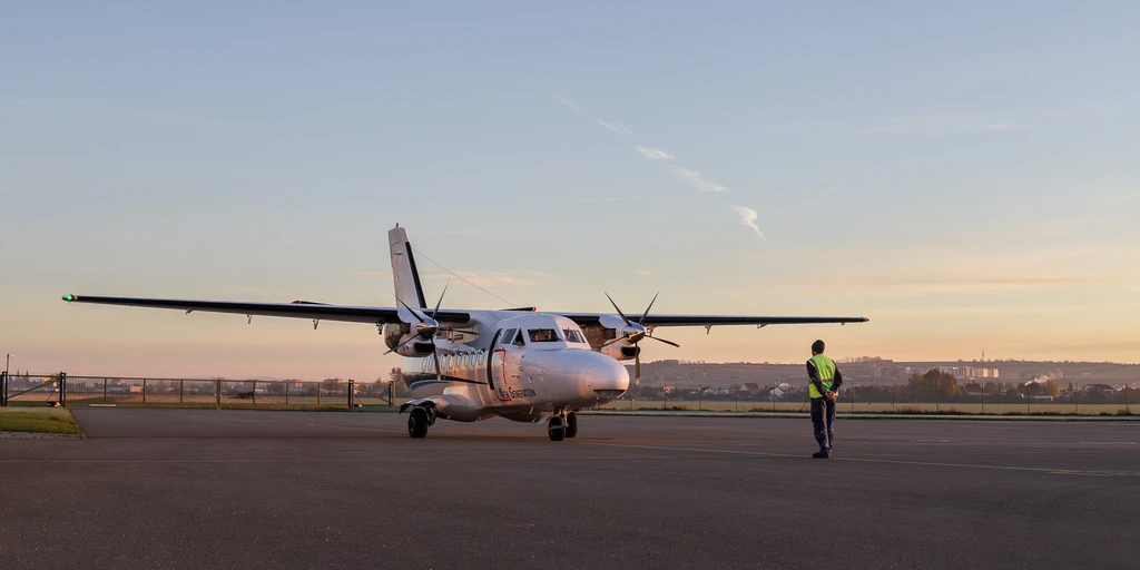 L 410 NG odletěla. Začíná pro nás Dubai Airshow